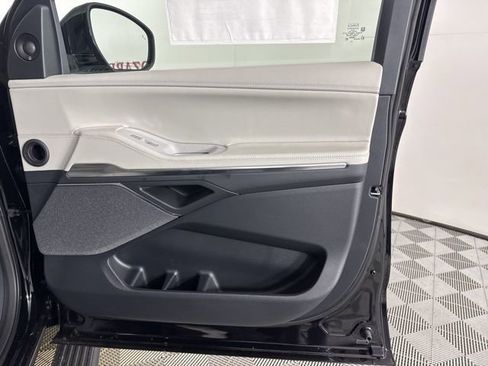 New 2025 Lincoln Navigator Reserve image 22