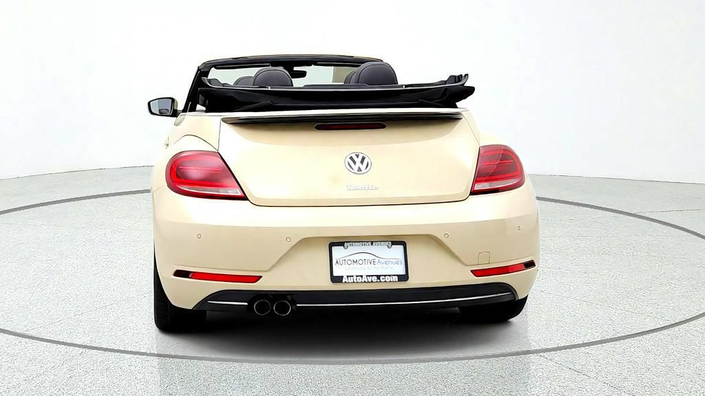 Used 2019 Volkswagen Beetle 2.0T Final Edition SEL FWD image 6