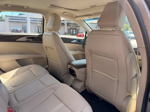 Used 2020 Lincoln MKZ Reserve w/ Elements Package AWD/4WD image 18