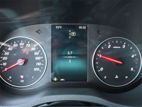 Used 2024 Mercedes-Benz Sprinter 144 Cargo image 10