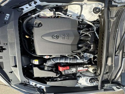 Used 2021 Toyota Camry XSE image 10