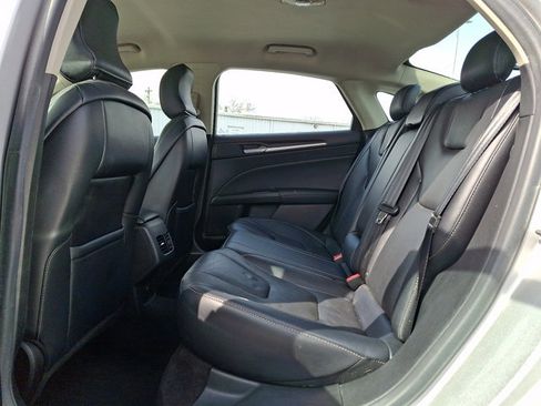 Used 2017 Ford Fusion Titanium image 10