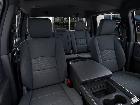 New 2026 RAM 2500 Big Horn AWD/4WD image 16