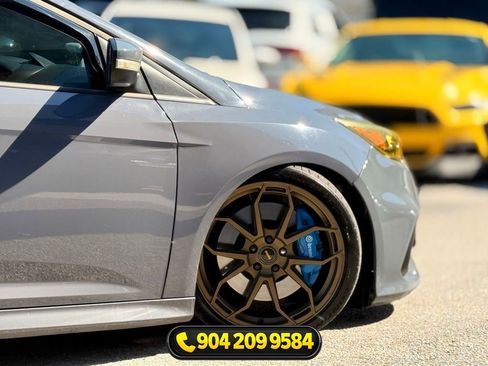 Used 2017 Ford Focus RS AWD/4WD image 6