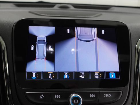 Used 2023 Chevrolet Equinox RS w/ RS Leather Package FWD image 32