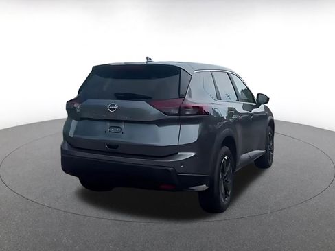 Used 2025 Nissan Rogue SV FWD image 14