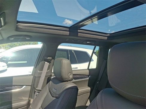 New 2025 Cadillac XT6 Premium Luxury w/ Technology Package image 11