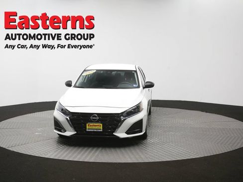 Used 2024 Nissan Altima 2.5 S FWD image 54