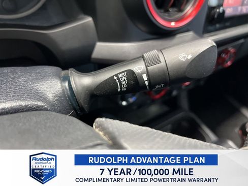 Used 2019 Toyota Tacoma TRD Off-Road image 41