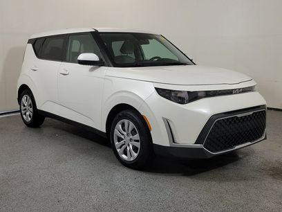 Used 2023 Kia Soul LX