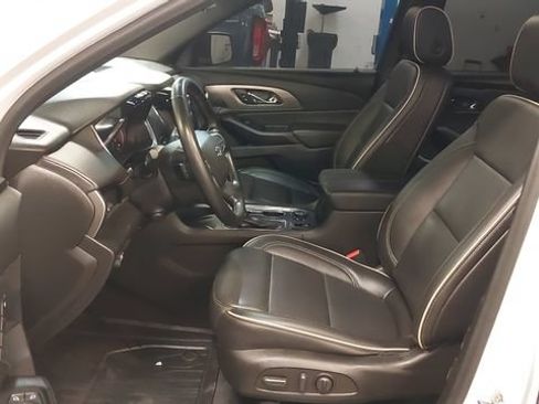 Used 2023 Chevrolet Traverse Premier w/ Redline Edition AWD/4WD image 27