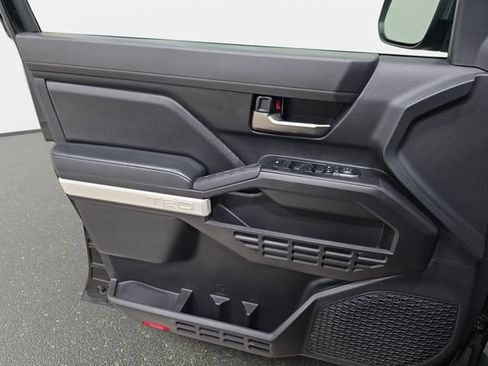 Certified 2024 Toyota Tacoma TRD Off-Road AWD/4WD image 27