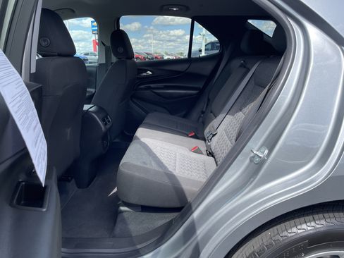Used 2023 Chevrolet Equinox LT FWD image 21