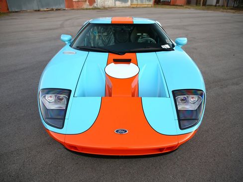 Used 2006 Ford GT image 9