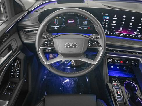 Certified 2025 Audi Q5 Premium Plus w/ Premium Plus image 15