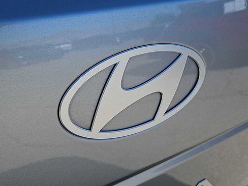 Used 2024 Hyundai Santa Fe SEL image 11