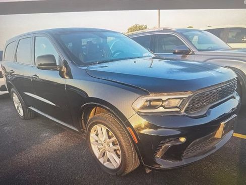 Used 2025 Dodge Durango GT AWD/4WD image 3