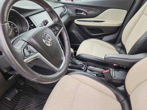 Used 2019 Buick Encore Preferred image 11
