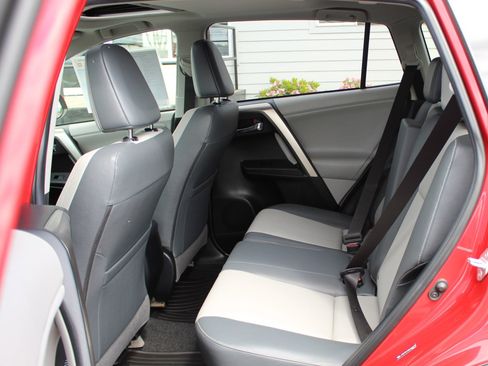Used 2013 Toyota RAV4 Limited AWD/4WD image 15
