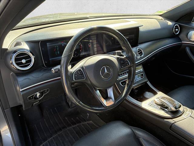 Used 2018 Mercedes-Benz E 300 4MATIC image 10