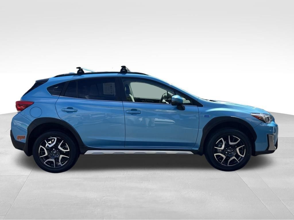 Used 2020 Subaru Crosstrek Hybrid w/ Moonroof Package w/Navigation AWD/4WD image 6