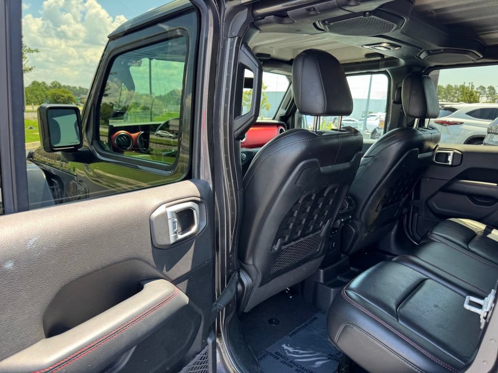 Used 2020 Jeep Wrangler Unlimited Rubicon AWD/4WD image 36