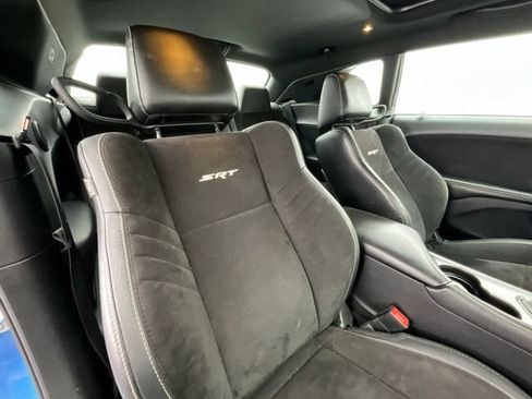 Used 2016 Dodge Challenger SRT Hellcat RWD image 13