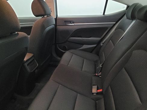Used 2018 Hyundai Elantra SEL FWD image 18