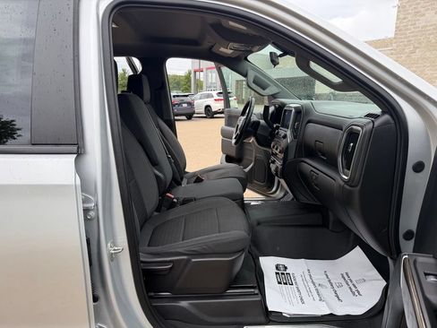 Used 2021 Chevrolet Silverado 1500 LT AWD/4WD image 30