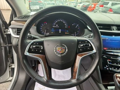 Used 2014 Cadillac XTS Luxury image 19