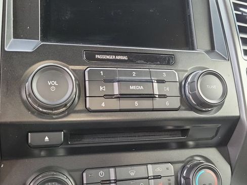 Used 2017 Ford F150 XLT w/ Equipment Group 302A Luxury RWD image 27