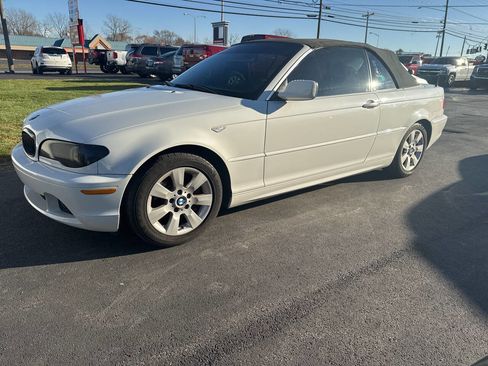 Used 2005 BMW 325Ci Convertible image 2
