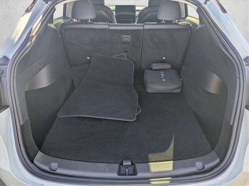 Used 2021 Tesla Model Y Long Range image 6