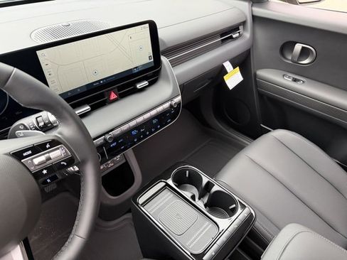 New 2026 Hyundai Ioniq 5 SEL image 28