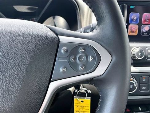 Used 2017 Chevrolet Colorado LT w/ LT Convenience Package AWD/4WD image 13