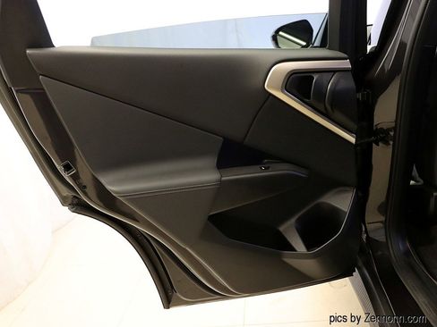 Used 2025 BMW X3 xDrive30i w/ Convenience Package image 24