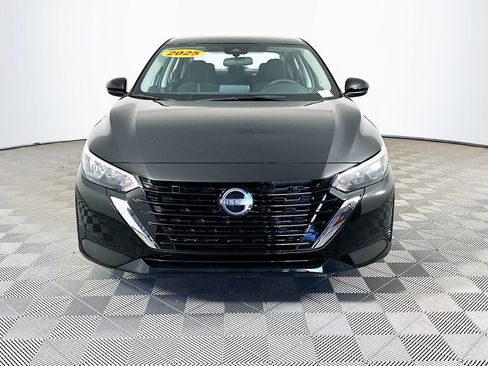 Certified 2025 Nissan Sentra SV FWD image 4