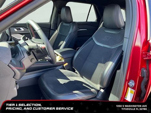 Used 2025 Ford Explorer ST RWD image 25