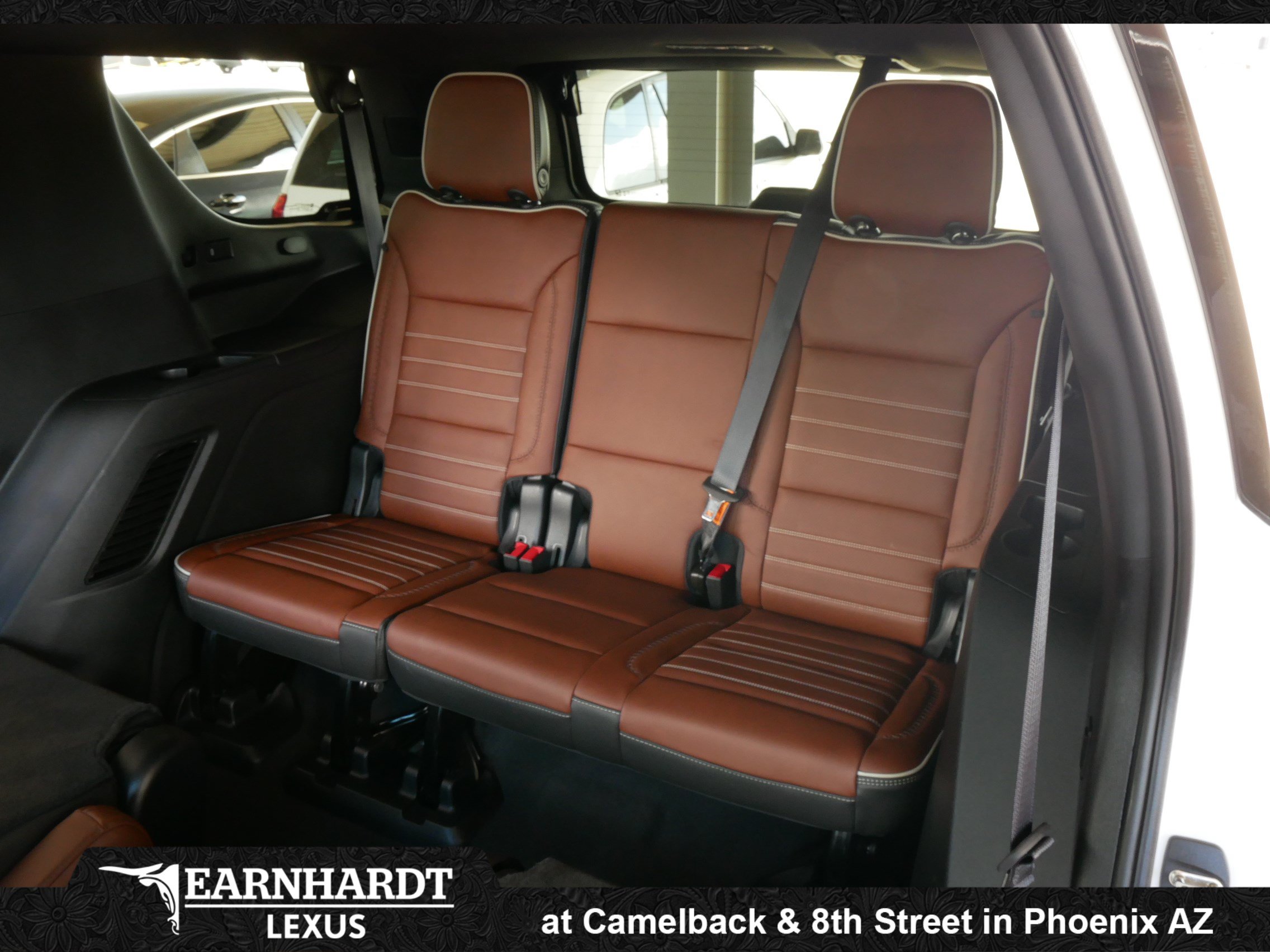 Used 2023 GMC Yukon Denali Ultimate AWD/4WD image 28