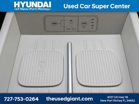 Used 2025 Hyundai Santa Fe SEL FWD image 31