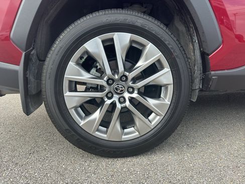 Used 2025 Toyota RAV4 XLE Premium w/ Weather Package FWD image 11