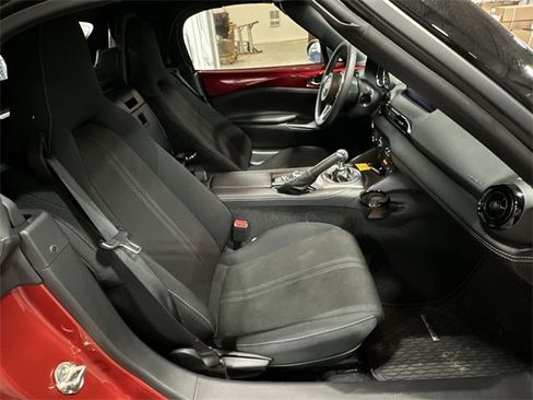Used 2025 MAZDA MX-5 Miata Club w/ Weather Package image 27