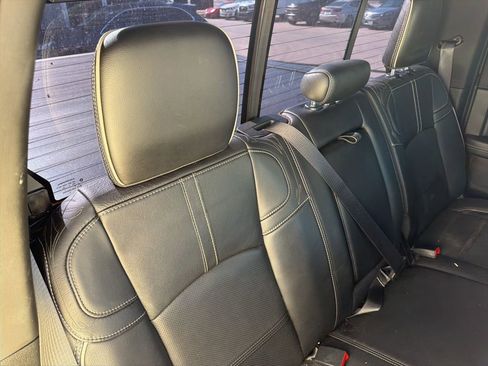 Used 2023 RAM 2500 Limited image 13