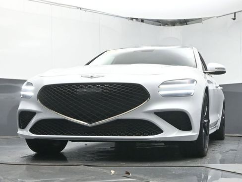 Used 2023 Genesis G70 3.3T w/ Sport Advanced Package image 32