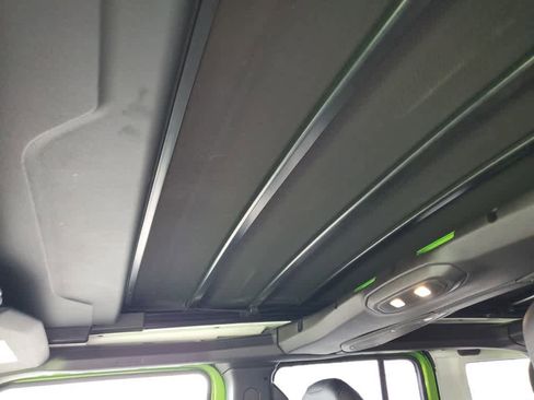 Used 2025 Jeep Wrangler Unlimited Rubicon image 15