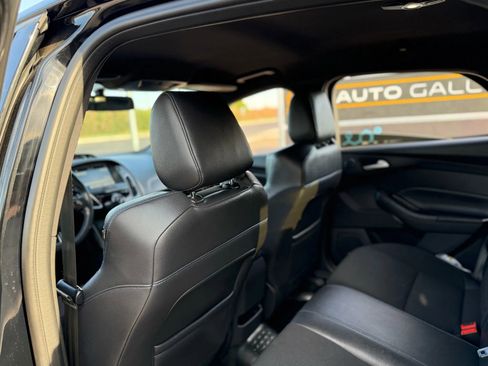 Used 2017 Ford Focus RS image 23