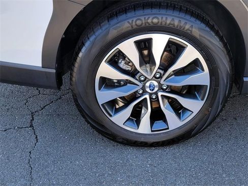 Used 2024 Subaru Outback Limited image 10