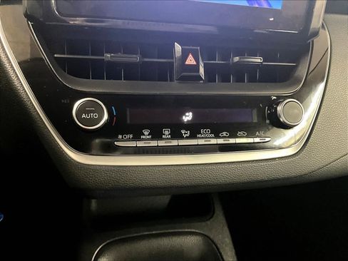 Used 2023 Toyota Corolla LE image 25