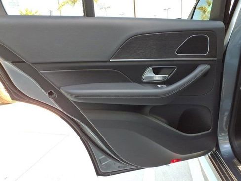 Certified 2026 Mercedes-Benz GLE 450 4MATIC image 17