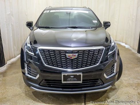 Certified 2025 Cadillac XT5 Premium Luxury image 6